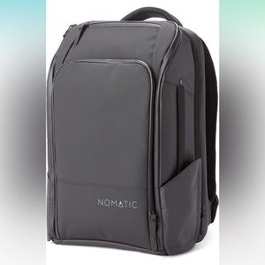 Nomatic Travel Backpack- 20-30L Black New With Tags